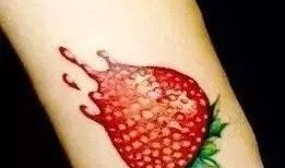 抖音网红纹身吃瓜,揭秘纹身背后的故事与争议